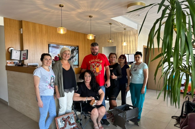 Председатель Ассоциации малых отелей Крыма Наталия Стамбульникова с членами ассоциации в гостинице Grande Del Mare.