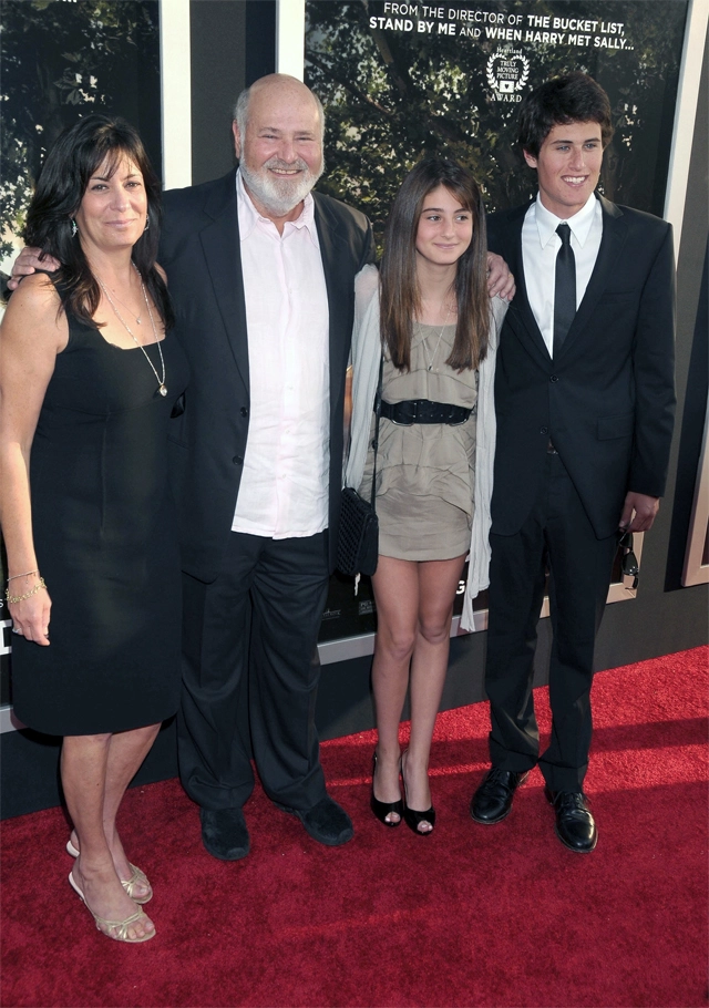 Режиссер Роб Райнер и&nbsp;его семья.