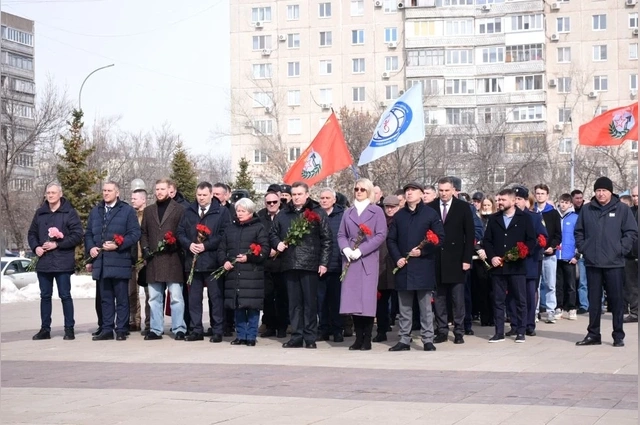 Памятник Прохоренко