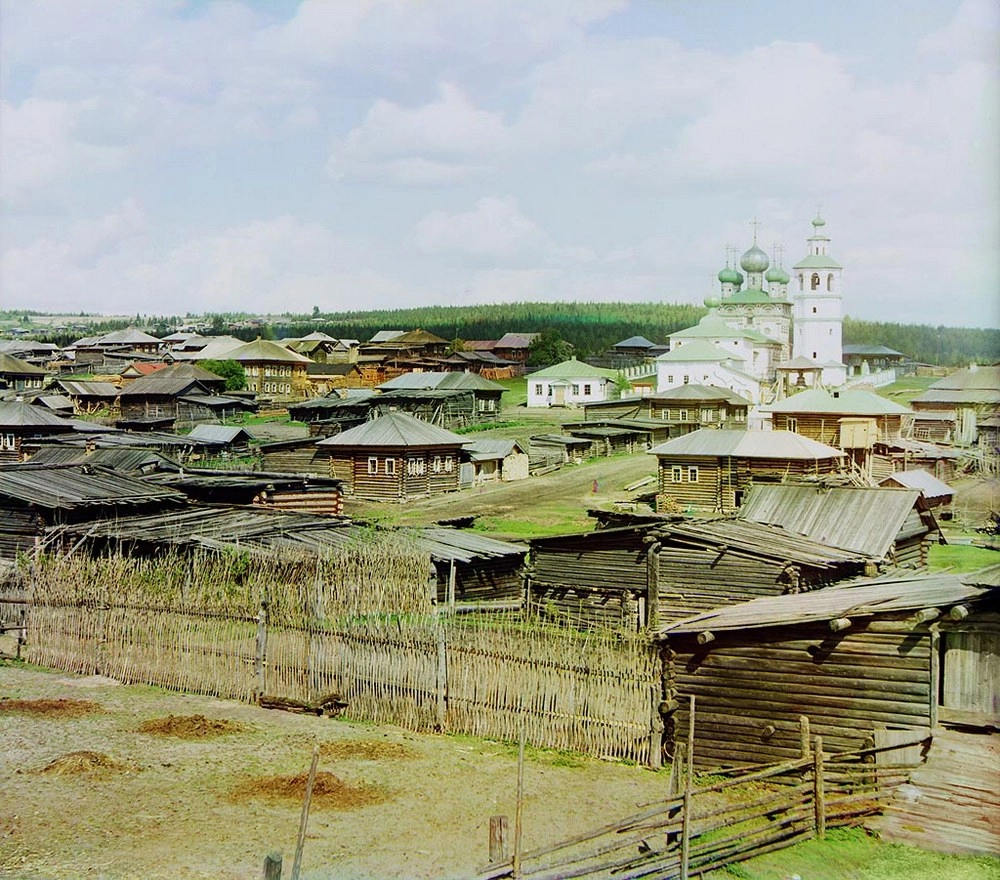 Вид с юго-запада на среднюю часть села Ныроб. 1912 г., май.