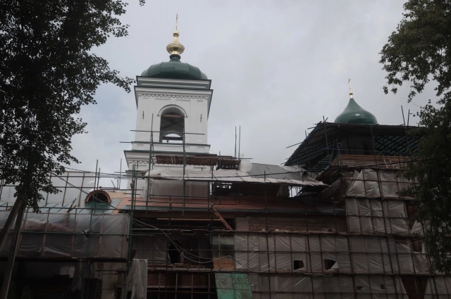 Мирожский монастырь известен своими фресками, сохранность которых составляет 87 %, что является не только чудом, но и заслугой реставраторов