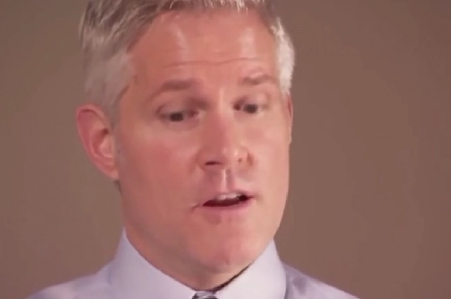 Взрослый Пол Фрончак.