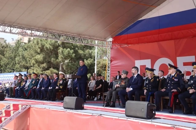 Парад Победы в Каспийске.