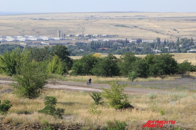 В Донецке российско-украинская граница никем особо не охраняется