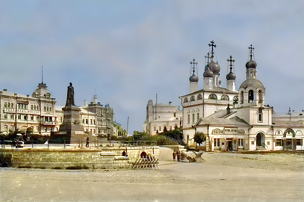 Памятник императору Александру II на Благовещенской площади (сегодня - пл Минина и Пожарского). По мотивам фото М. Дмитриева.