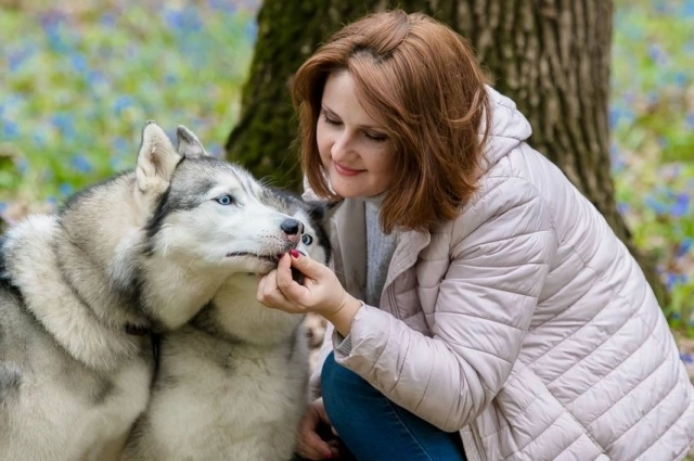 Людмила с хаски.