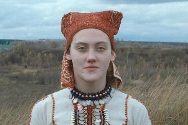 Полина Ауг в фильме «Небесные жены луговых мари» (2013)