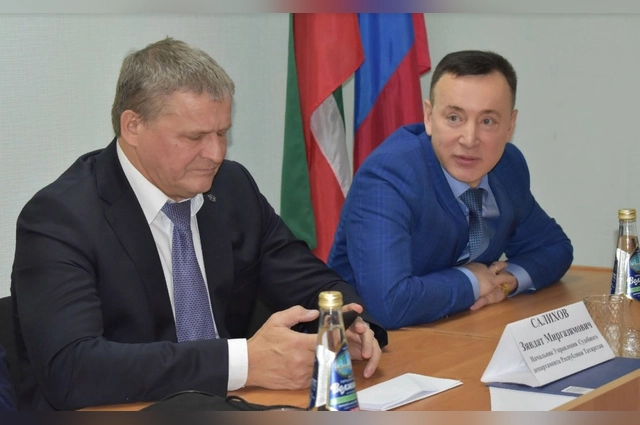 Набиев начал карьеру в судебной системе в 2003 году.