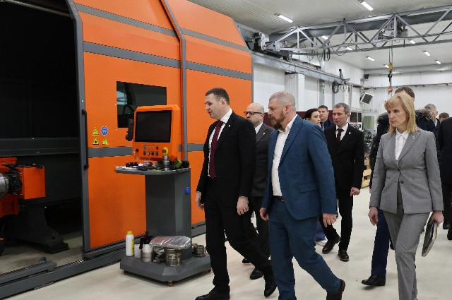 Дмитрий Демешин на предприятии