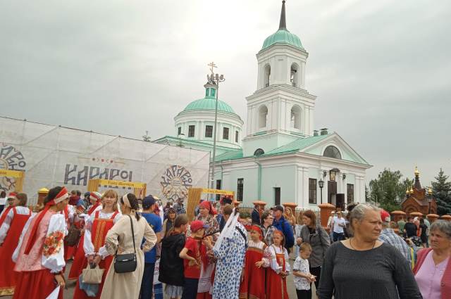 Праздник Каравон традиционно проводится у стен Никольского храма в Лаишевском районе.
