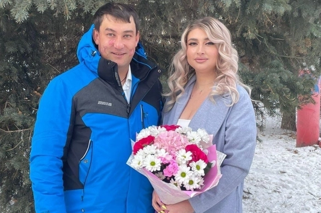 Женя старше Кристины и сумел разглядеть её идеальный характер.