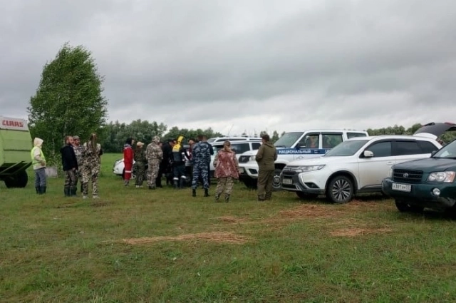 Волонтёры на месте поисков.