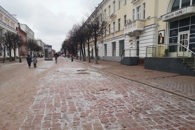 Трёхсвятская улица. Участок, который пока не благоустроен.