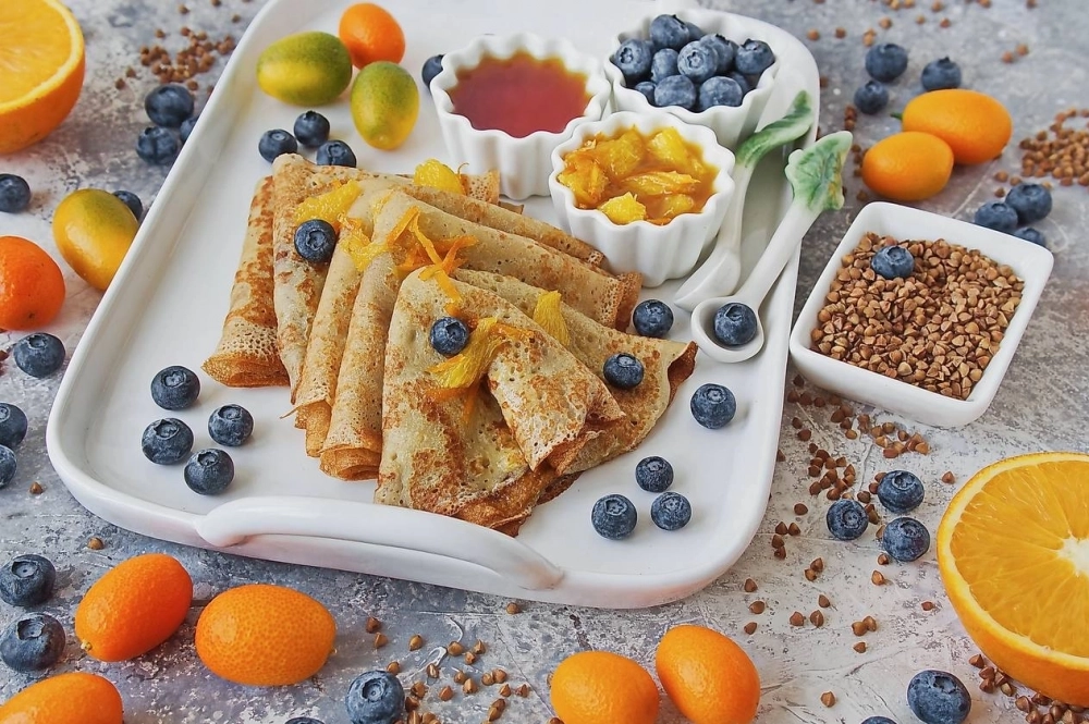 Блины из гречишной муки, выпеченные Леной.