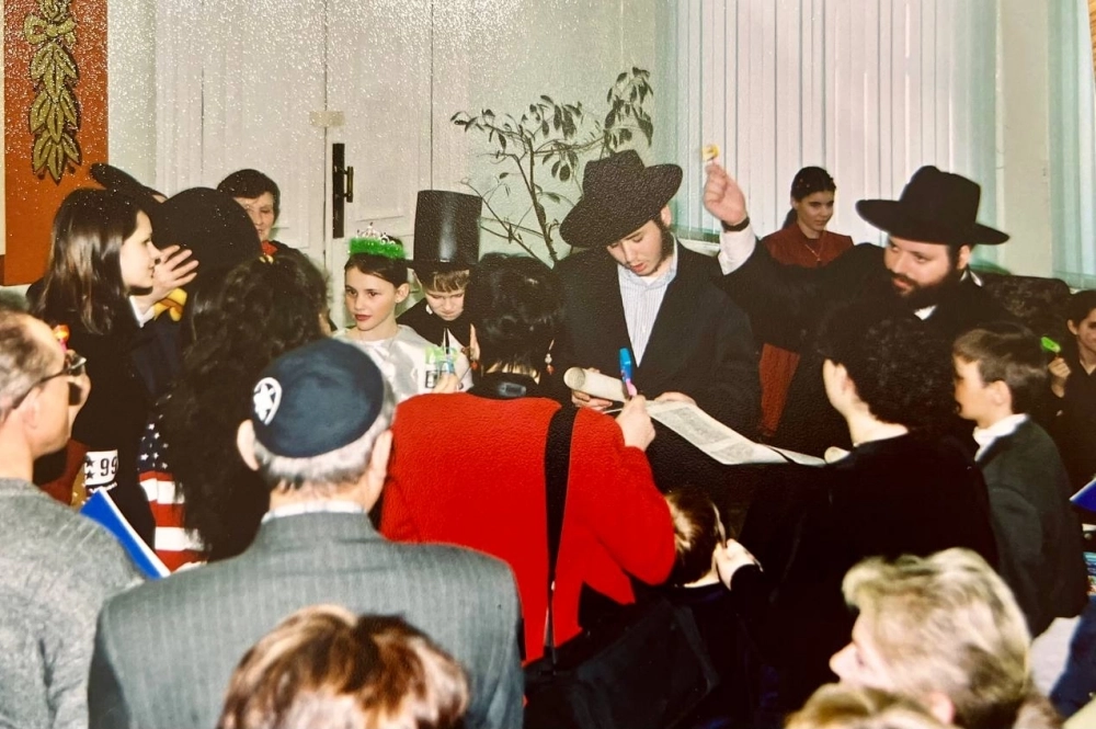 Празднование Пурима в Иркутске (фото из начала 2000-х).