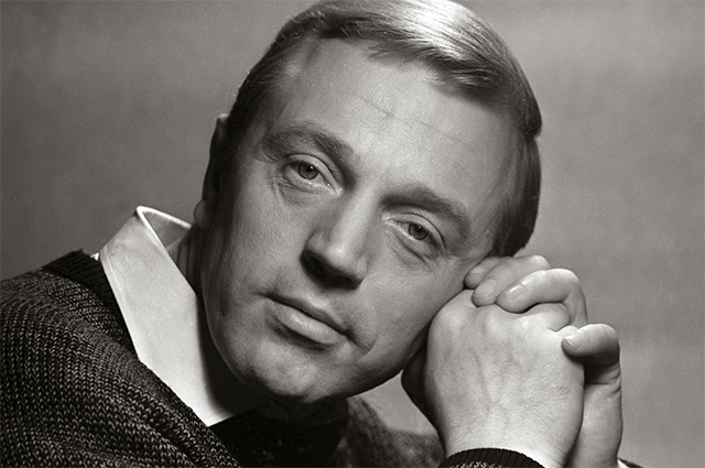 Анатолий Ромашин в молодости