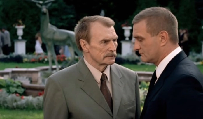 Николай Олянин (слева) в фильме «Охота на изюбря», 2005 г.