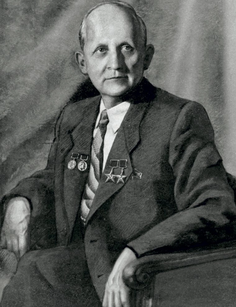 Павел Сухой.