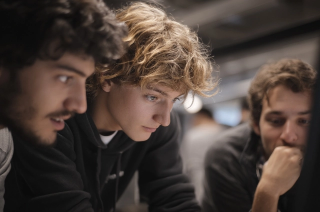 Молодёжь, стартап, форум, студенты, инженеры