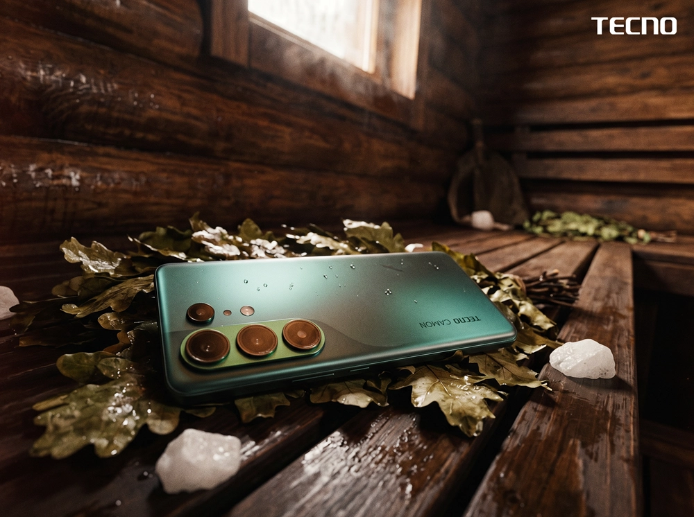 Смартфон TECNO CAMON 50 Ultra 5G.