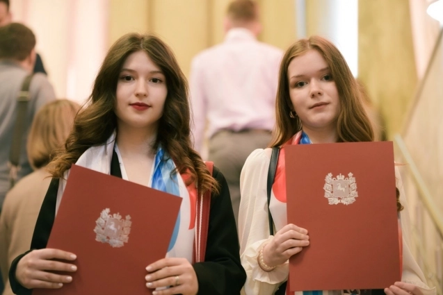Анастасия Хруль и Анастасия Коркина