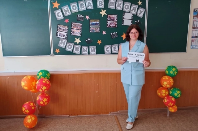 Анастасия Карноухова в школе.