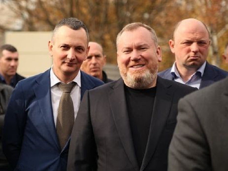 поп