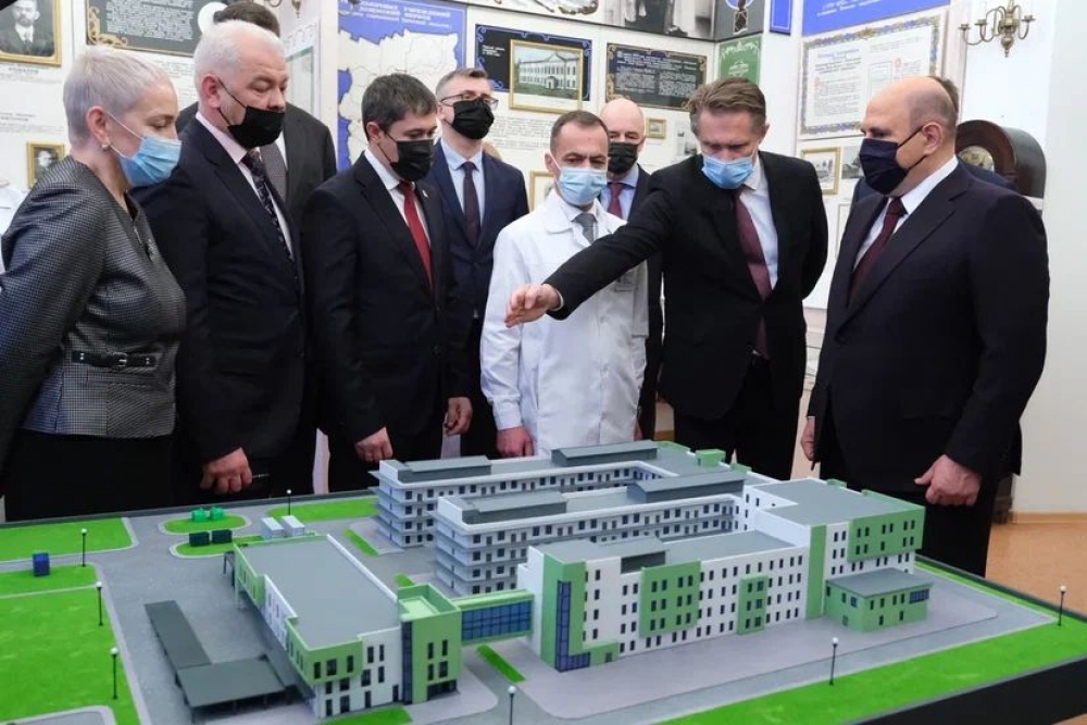Делегация правительства РФ осмотрела проект инфекционной больницы. 