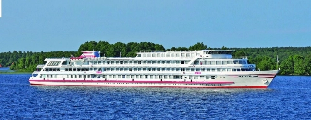 Стоимость одного места в круизе начинается со 130 тысяч рублей.