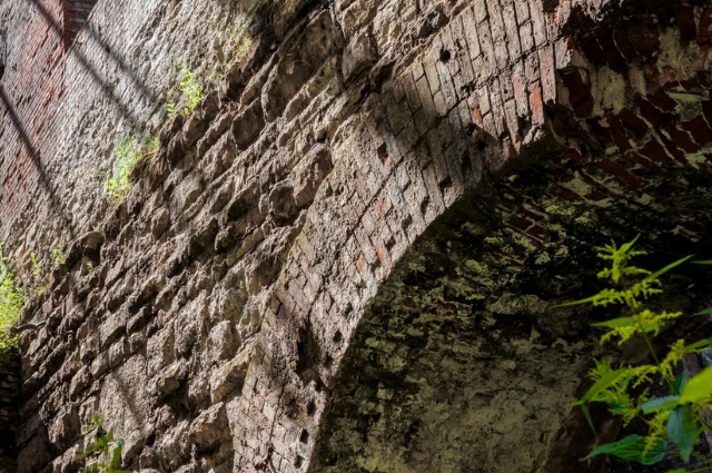 По своему локтю. В Староуткинске вновь сколочена барка сплавщиков