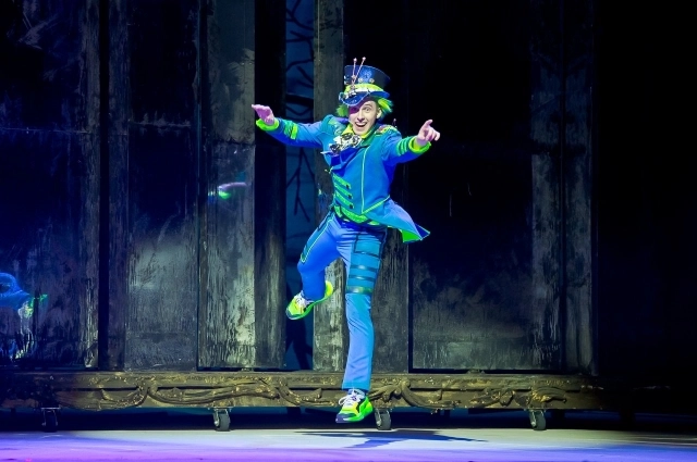 «Алиса в стране чудес».