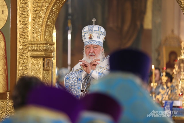 Патриарх Кирилл в Казани 2016, литургия, церковная служба