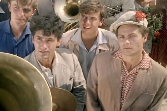 Спартак Мишулин (слева) в фильме «Яблоко раздора», 1962 г.