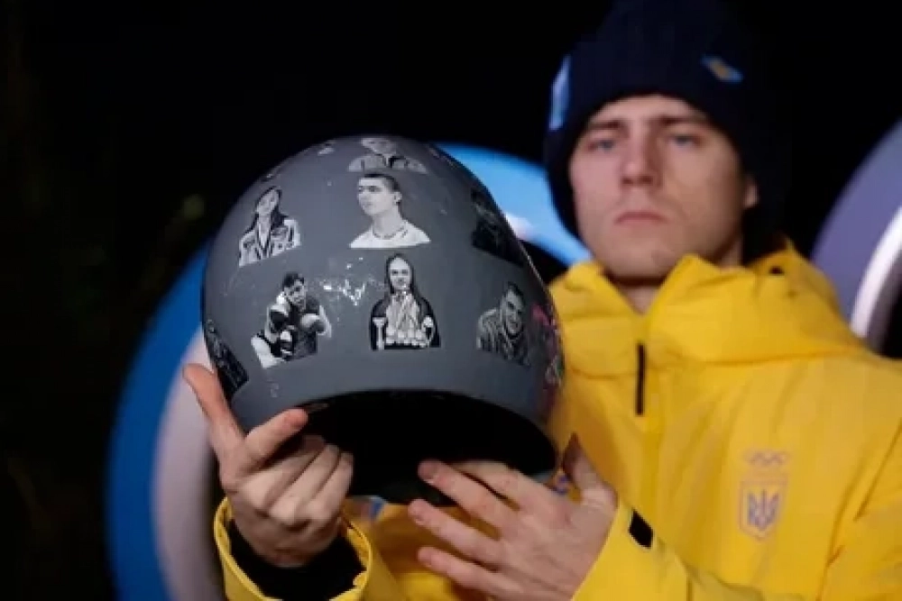 В МОК напомнили, что правило 50 Олимпийской хартии запрещает любые формы политических выступлений или пропаганды на олимпийских объектах и во время олимпийских мероприятий. kp.ru