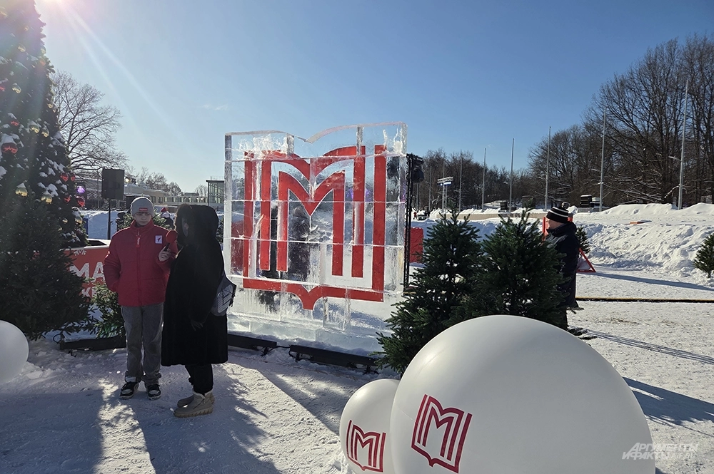 К вечеру эстафету перехватывают взрослые.