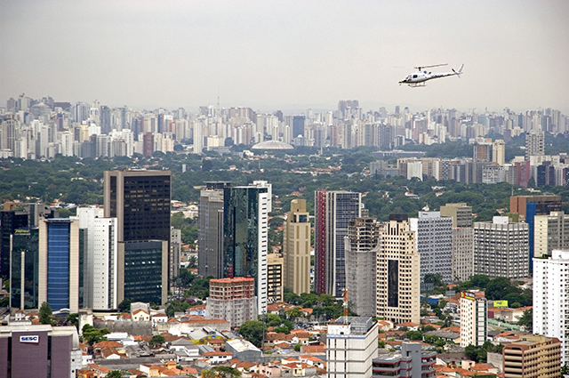 Вертолет на Сан-Паулу.