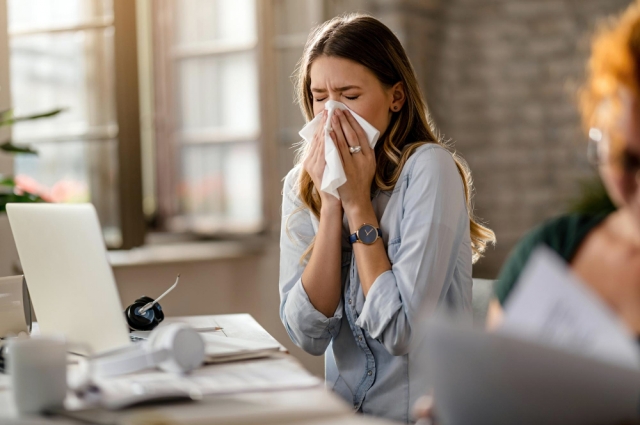 Катаральные явления при гриппе появляются на 3-4 день. 