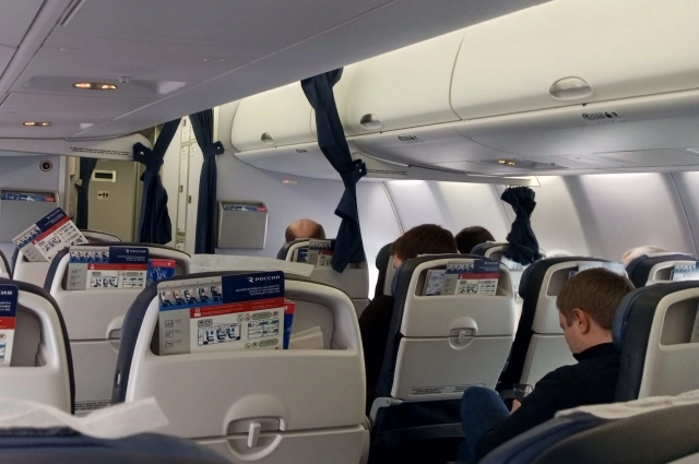 Из-за ракетной опасности аэропорты республики закрыты.