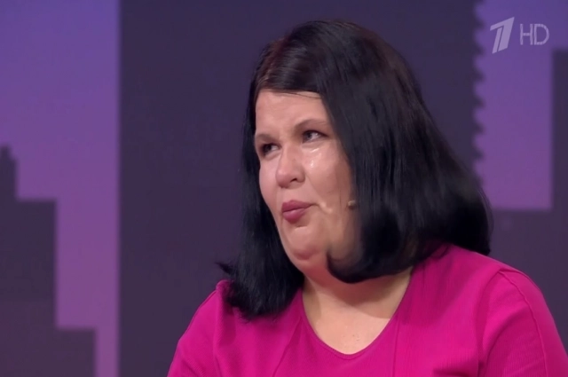 В конце выпуска Елена со слезами умоляла не лишать её детей.