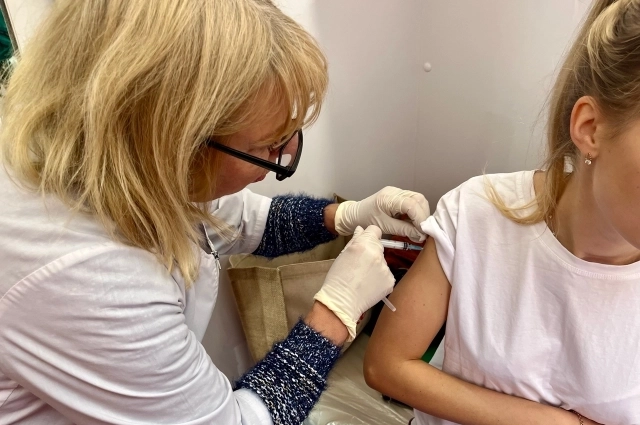 Самым надёжным способом защиты от клещевого энцефалита является вакцинация.