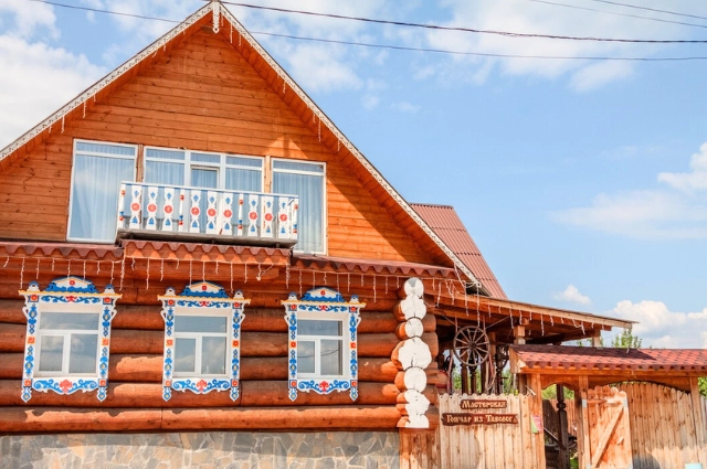 Богатства земли. Где увидеть чугунный храм и потомственных гончаров