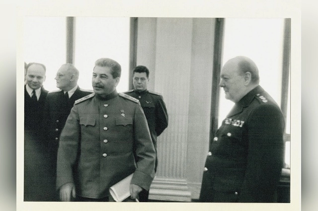 Сталин и Черчилль.