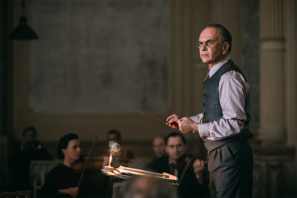 Алексей Гуськов в фильме «Седьмая симфония» (2021)