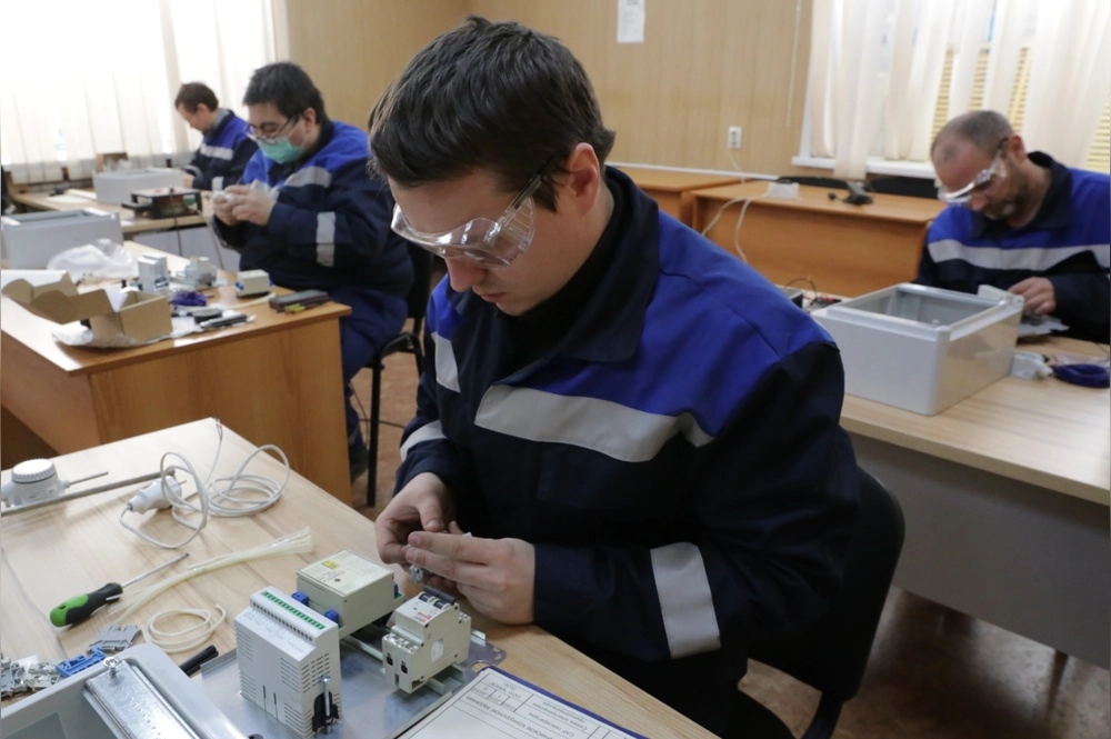 Во время выполнения практического задания конкурса.