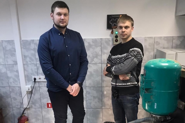 Артём Харитонов (слева) и Владислав Чудинов ищут инвестора для своей разработки.
