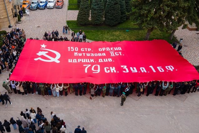 Самое большое Знамя Победы в СКФО.