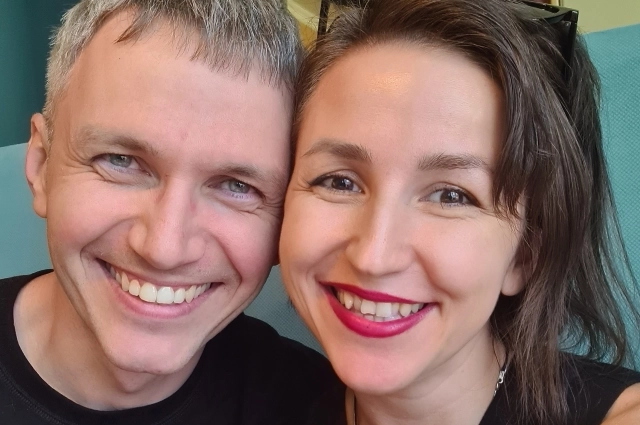 Счастливые, влюбленные.