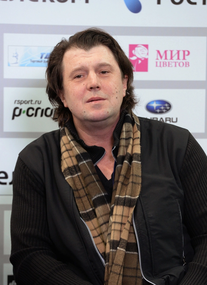 Тренер Артур Дмитриев.