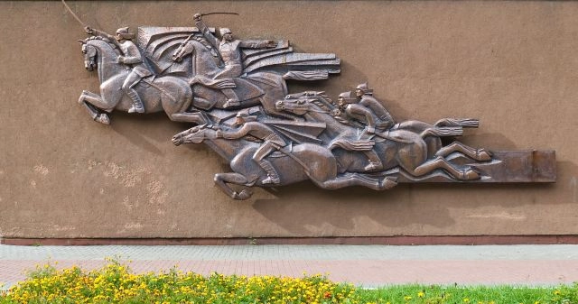 Летящая «Конница» музея В.И. Чапаева.