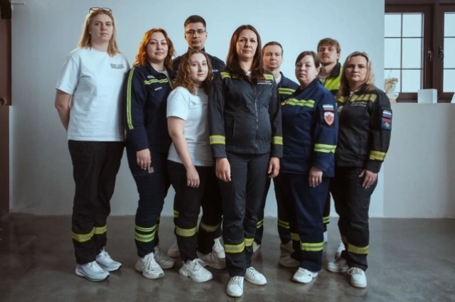 Группа врачей - победители регионального конкурса «Лучший врач 2025 года» в номинации «Подвижничество в медицине» (слева направо): Худотёплая Ульяна Юрьевна, Тяжлова Анастасия Алексеевна, Овсянникова Виктория Александровна, Григорьев Станислав Александрович, Потапова Лидия Александровна, Рубченко Денис Сергеевич, Наливайко Лариса Васильевна, Губарев Артём Валерьевич, Черных Татьяна Викторовна.